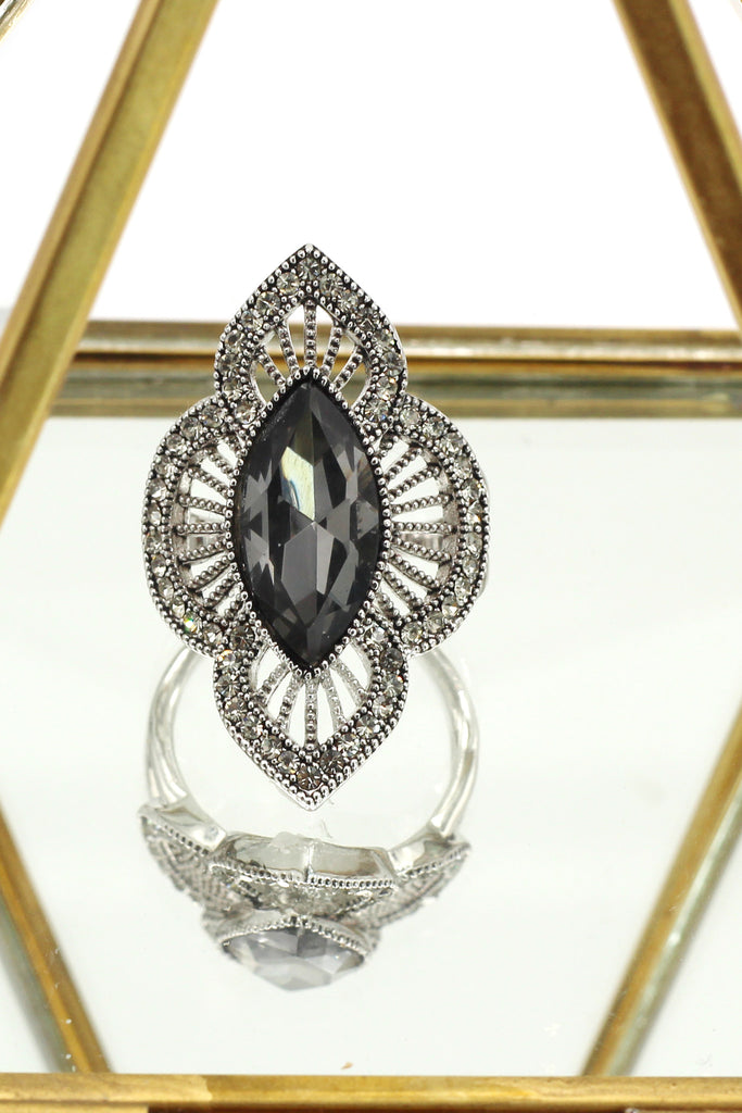 noble gray black crystal silver ring