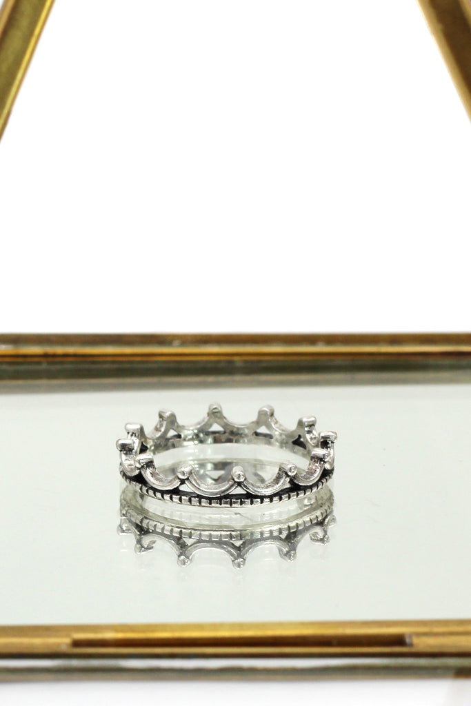 simple small crown silver black ring