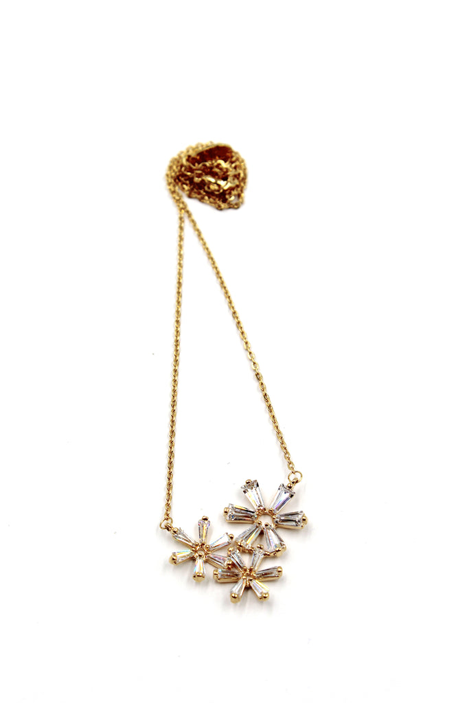 simple flowers crystal necklace