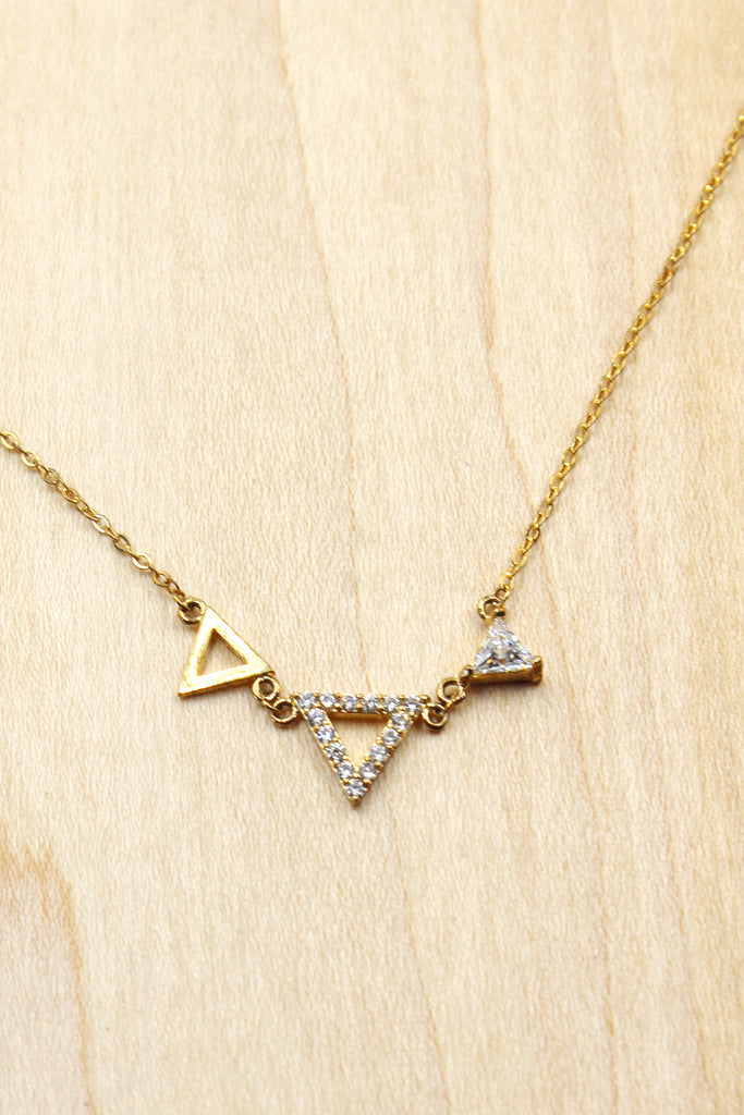 Mini triangles crystal necklace