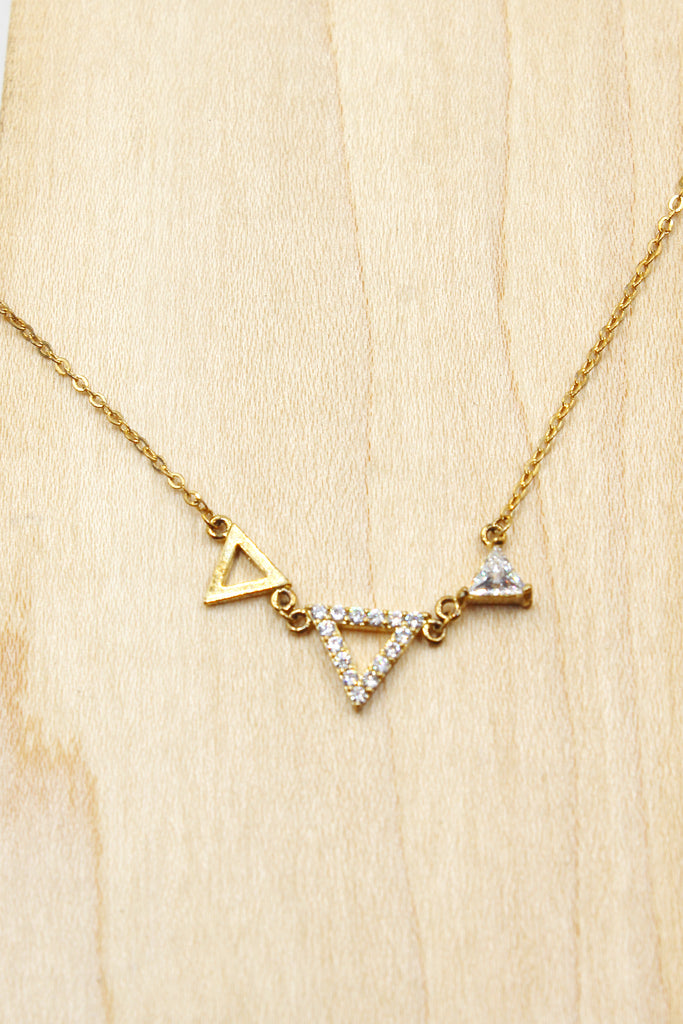 Mini triangles crystal necklace