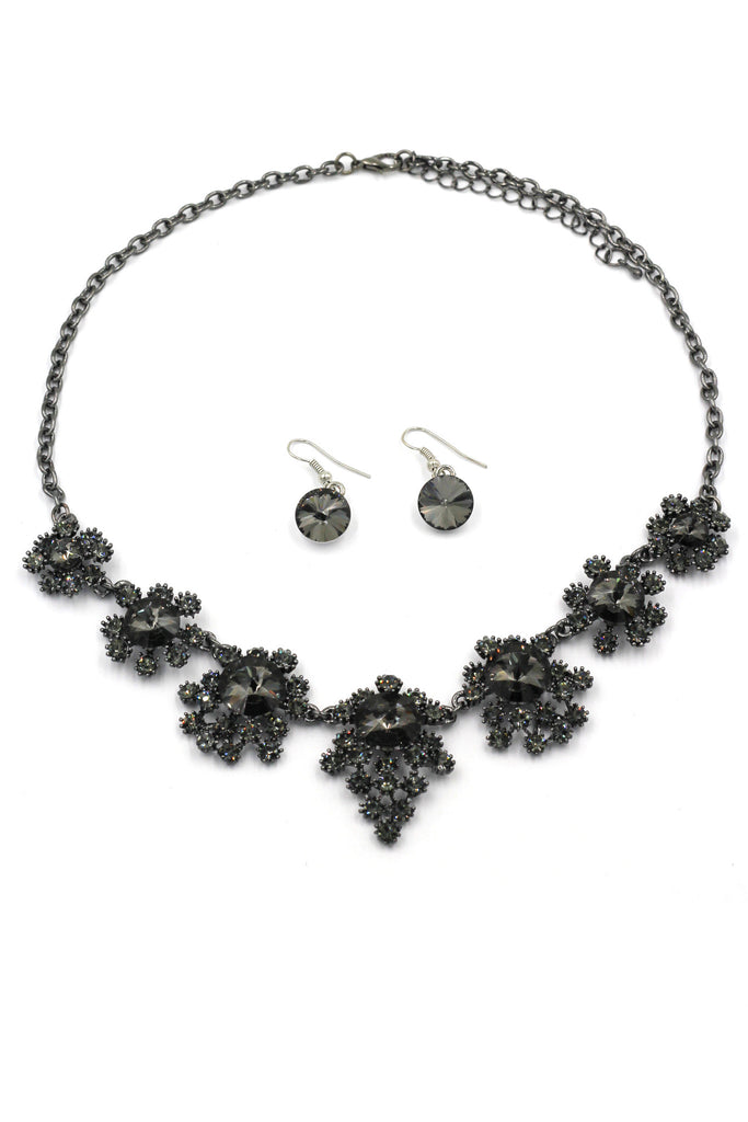 noble flower crystal necklace earrings black set