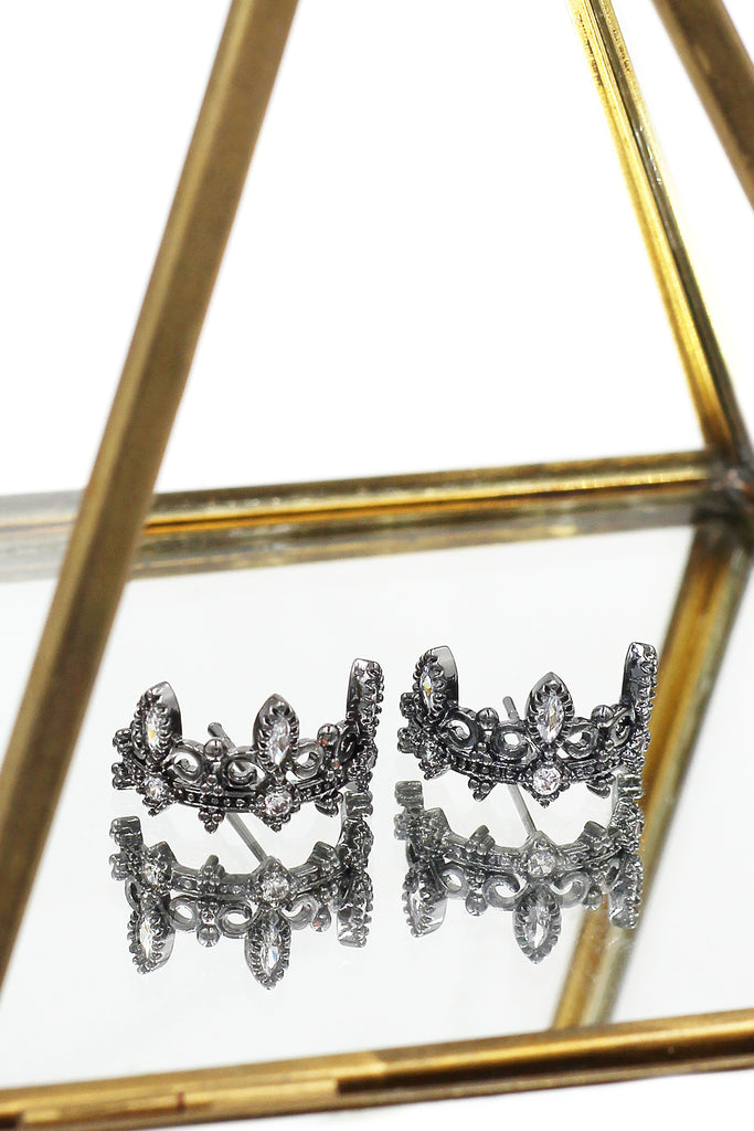 fashion crown crystal earrings