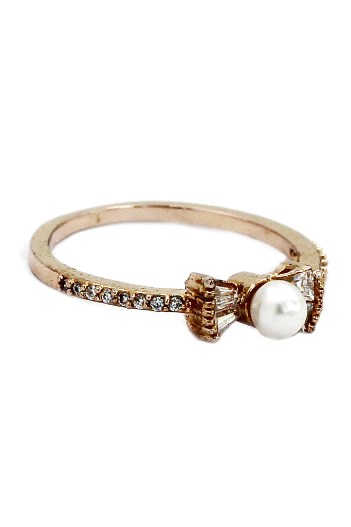 delicate bow pearl crystal ring