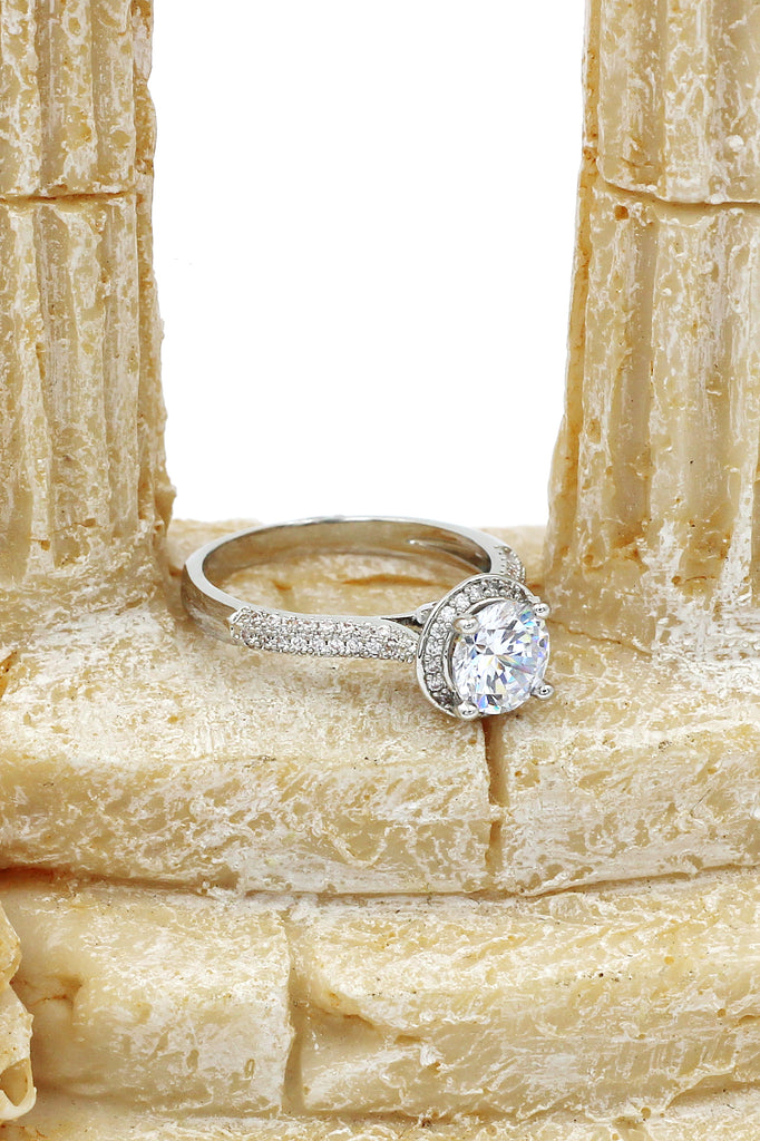 elegant and fresh fashion crystal ring