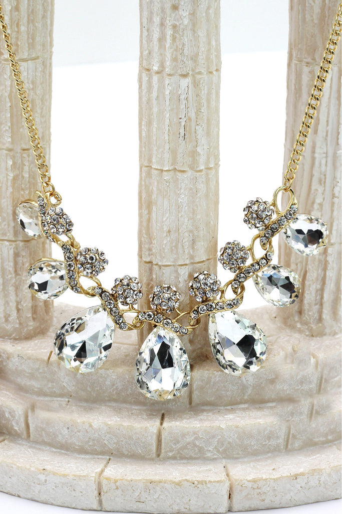 noble cobblestone crystal necklace