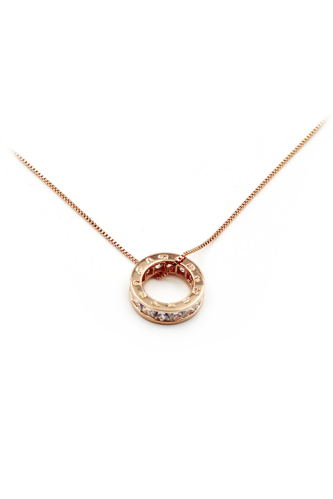 Circle crystal necklace