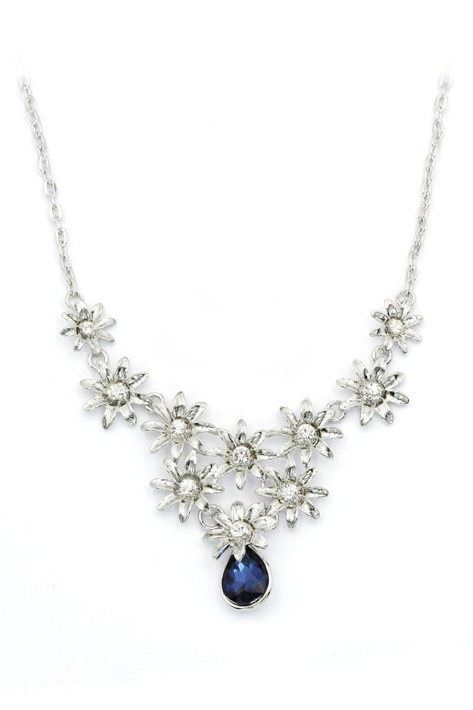 brilliant silver flowers color crystal necklace