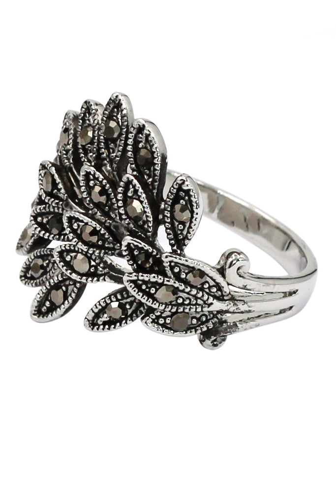 fashion jet hematite small crystal silver ring