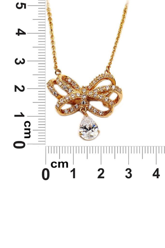 noble bowknot crystal pendant necklace
