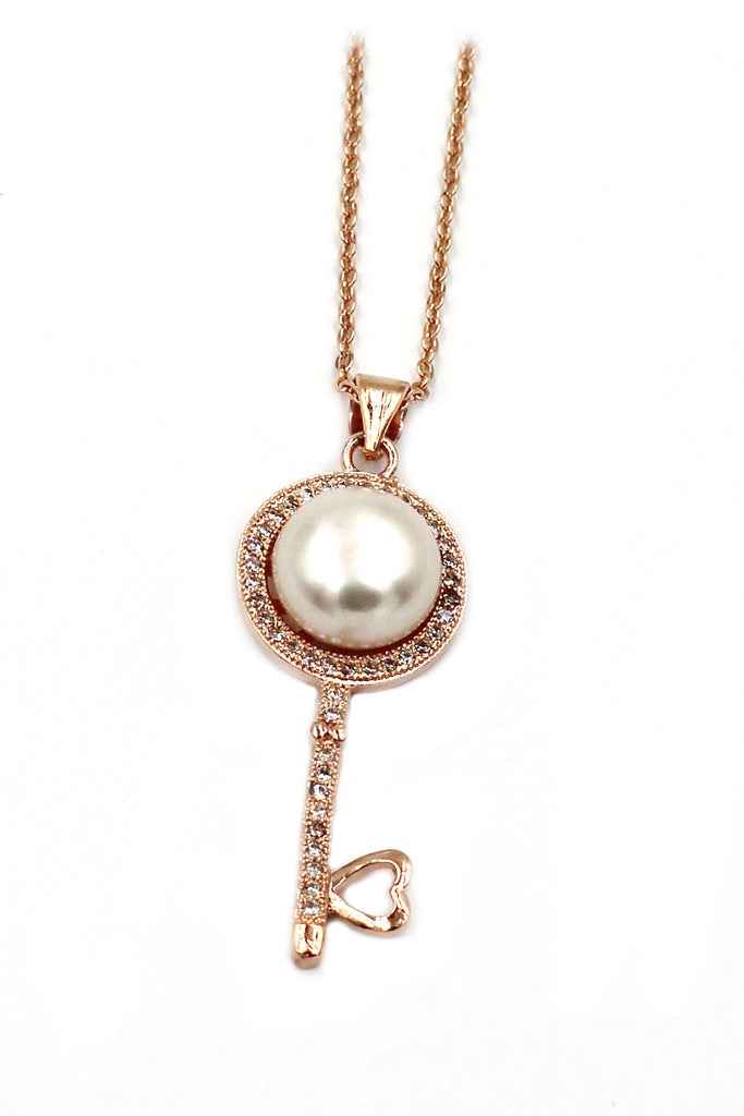fashion pearl and crystal key necklace