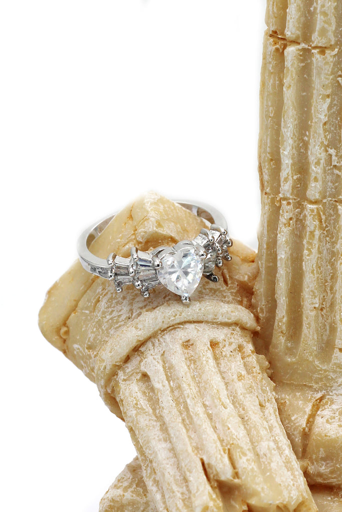 fashion lovely sweet crystal heart ring