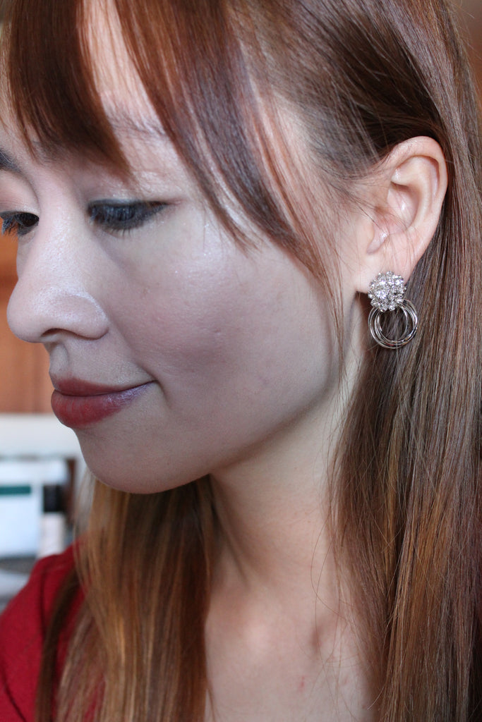 fashion able crystal flower and circles earring
