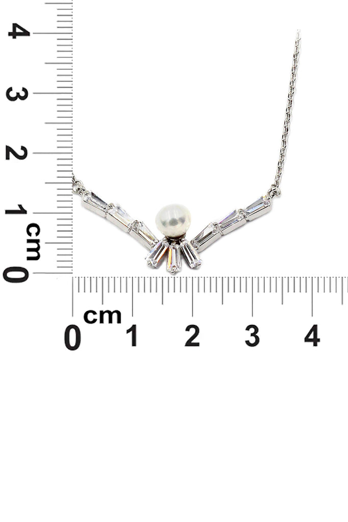delicate mini crystal pearl silver necklace