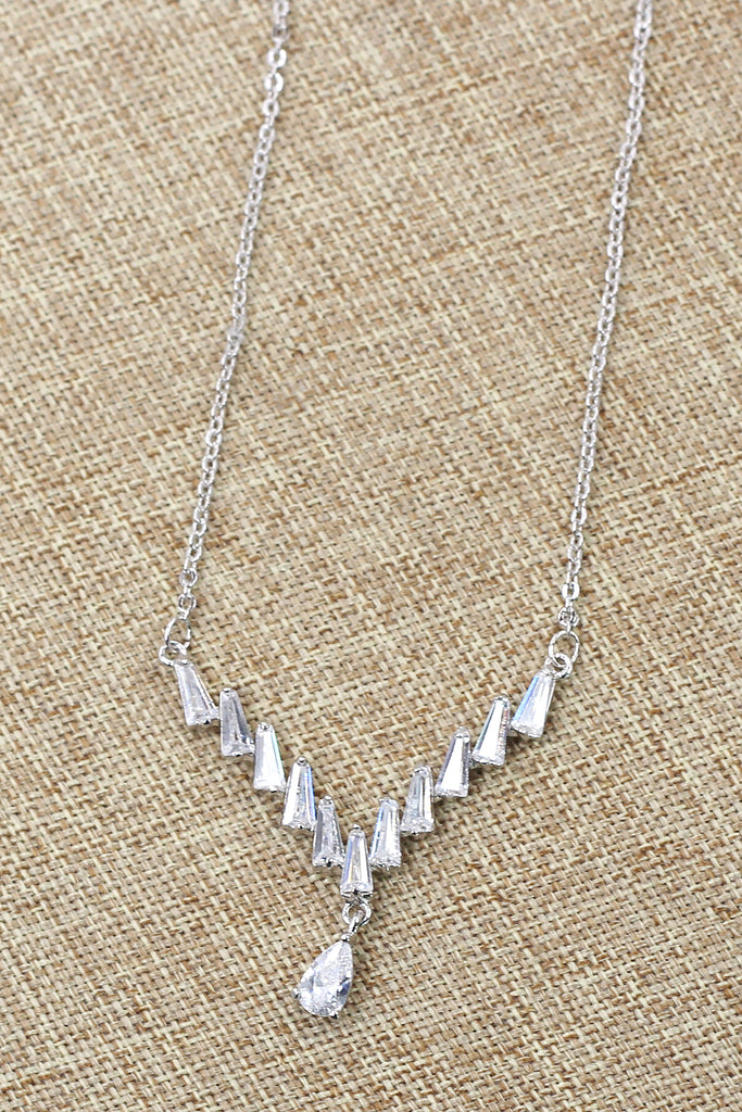 delicate pendant crystal silver necklace