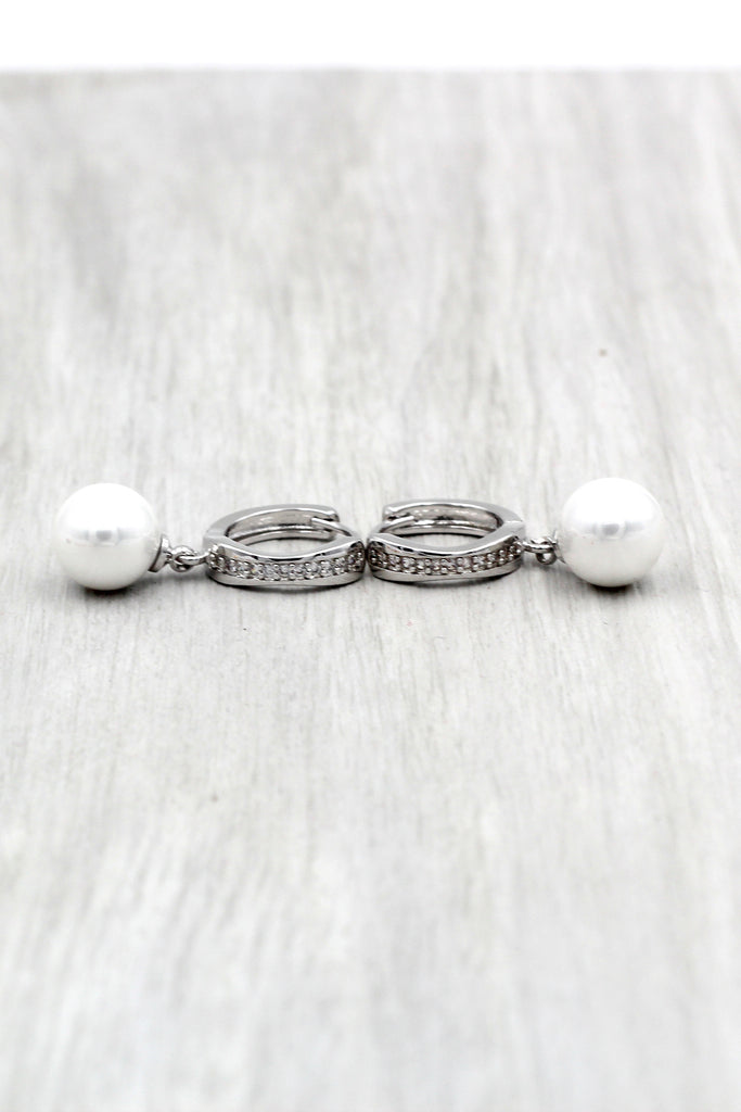 fashion small pearl pendant earrings