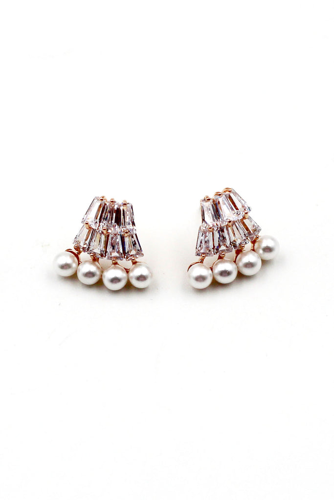 Elegant little Crystal Earrings