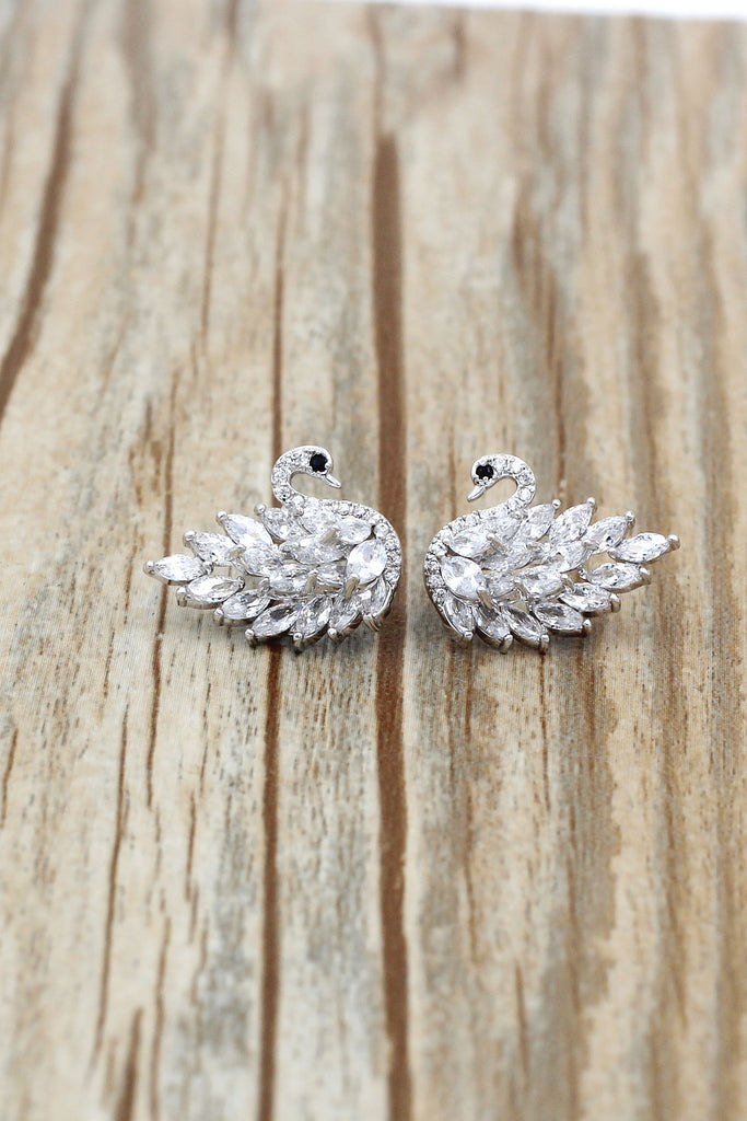 temperament crystal swan earrings