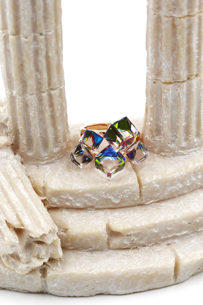 Noble Square Crystal Gold Ring
