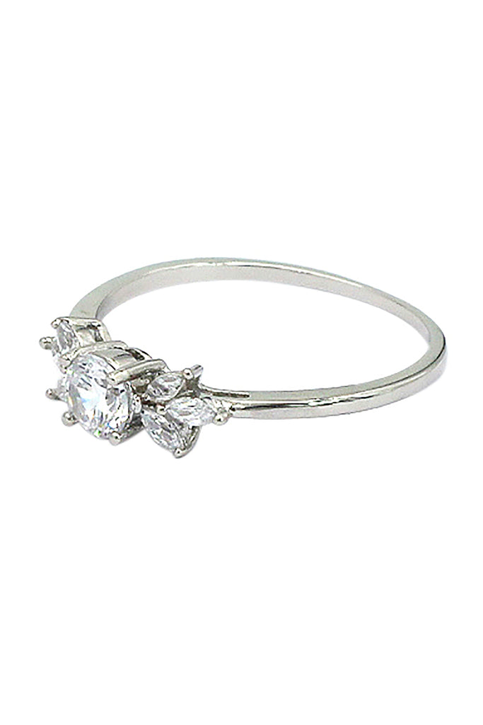 fashion flower small crystal ring