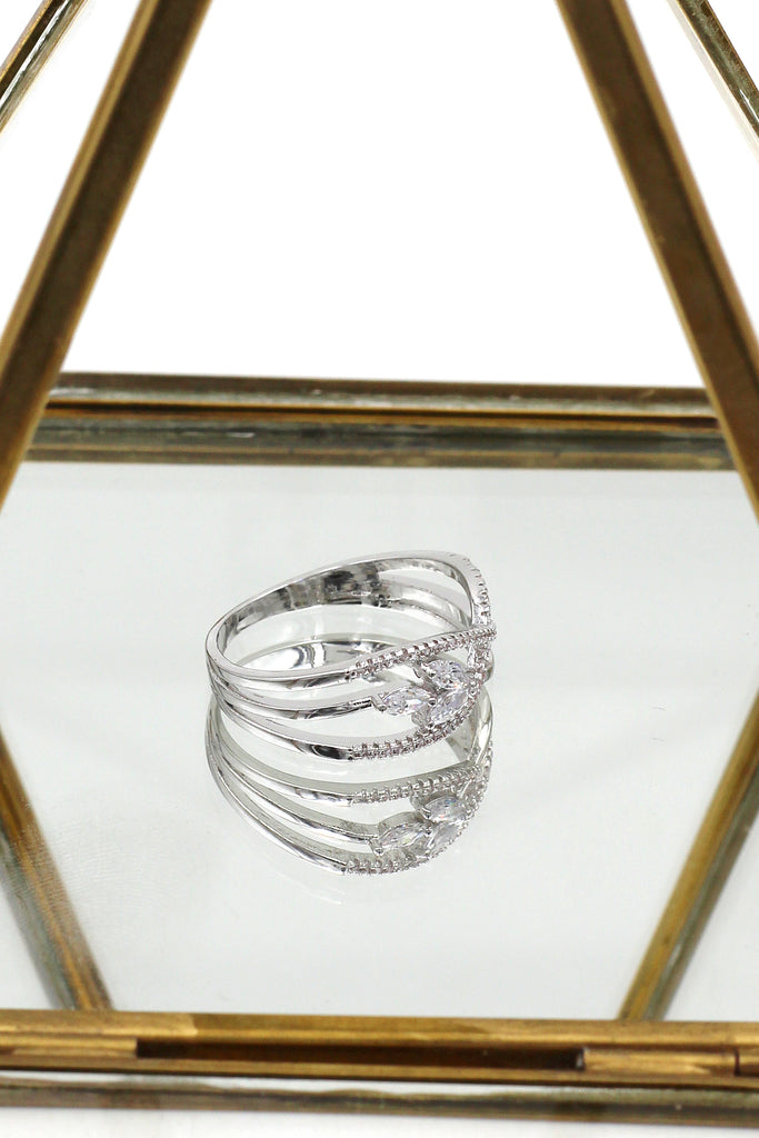 fashion mini crystal flower silver ring
