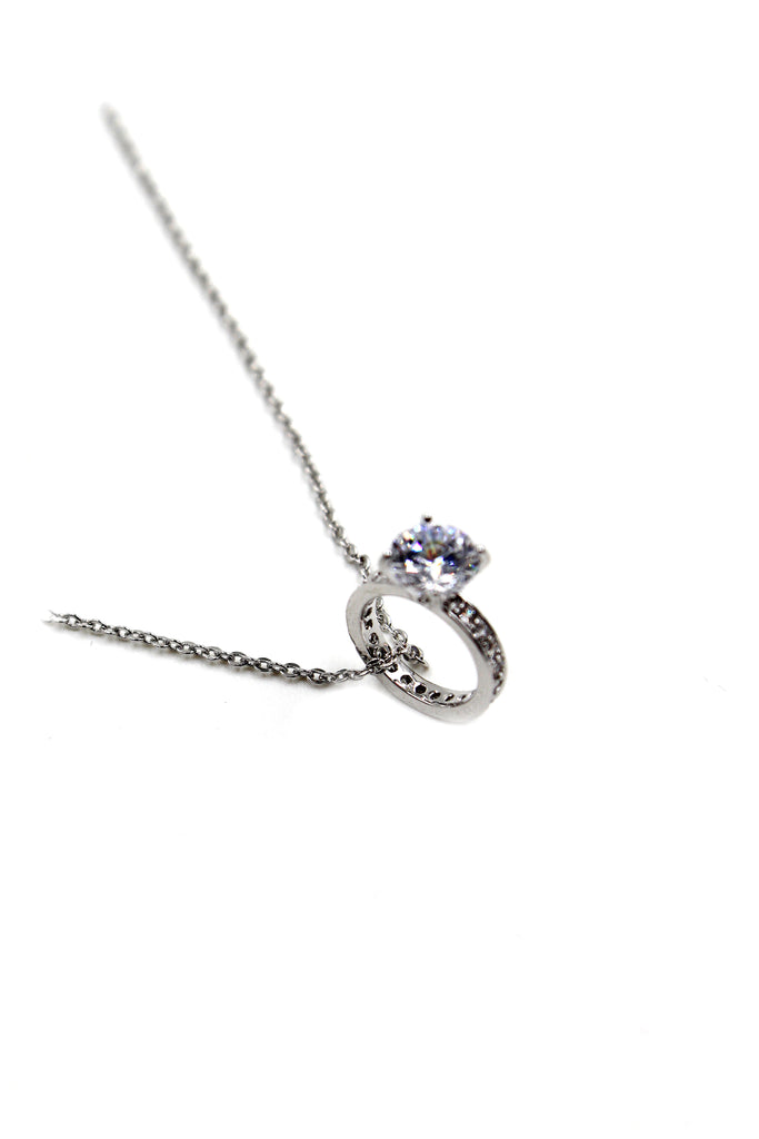 elegant crystal ring clavicle necklace
