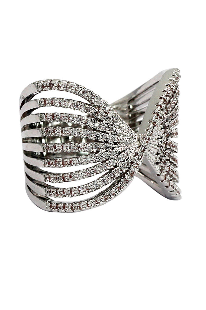 sparkling crystal butterfly powder ring