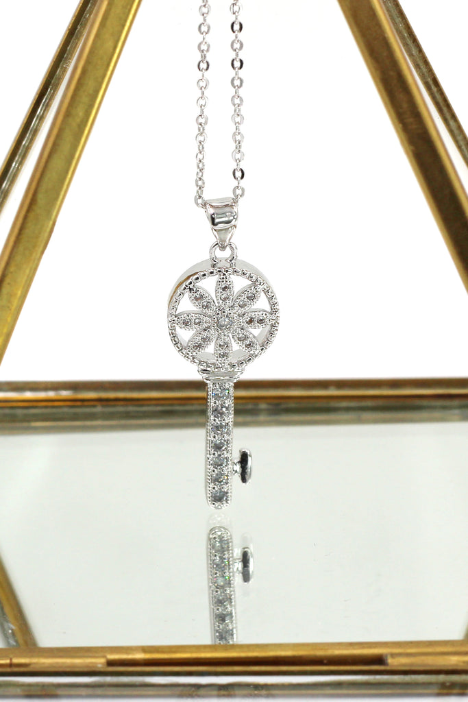 fashion hollow flower crystal key necklace