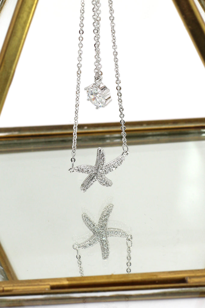 duplexes mini starfish crystal necklace