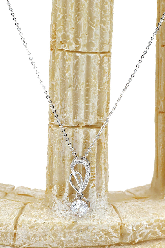 shiny four prong crystal ring necklace set